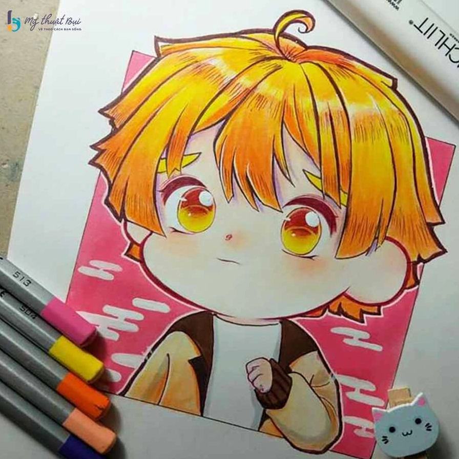 Tranh vẽ chibi anime một cô bé đang ôm chú mèo con, cả hai đều có đôi mắt to tròn và biểu cảm vô cùng đáng yêu.