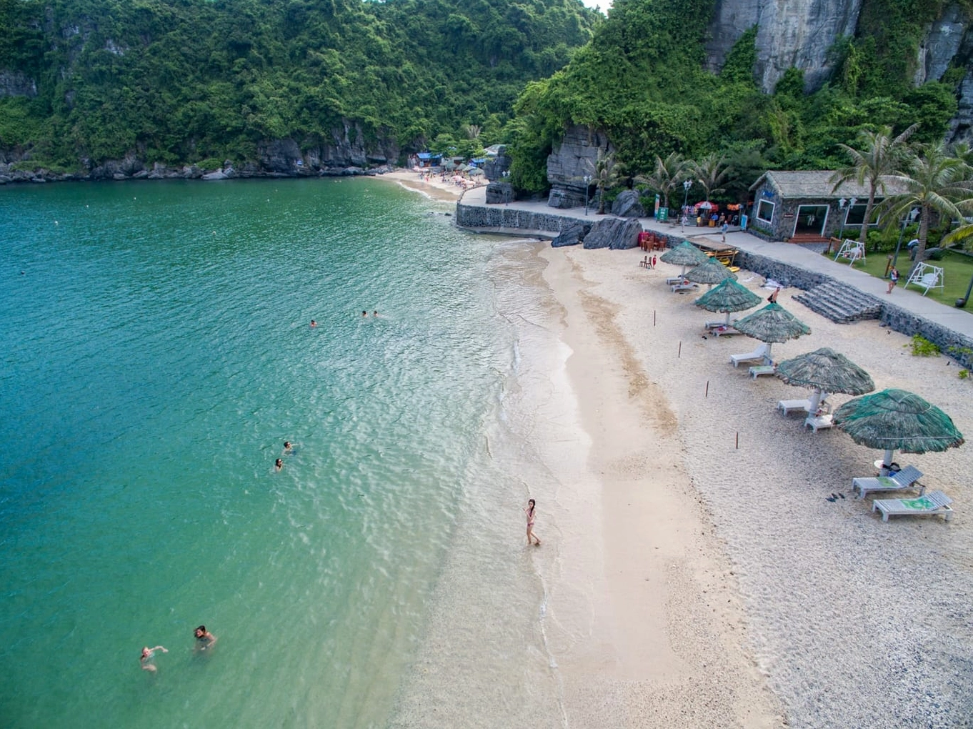Bãi tắm Cát Cò, Cát Bà