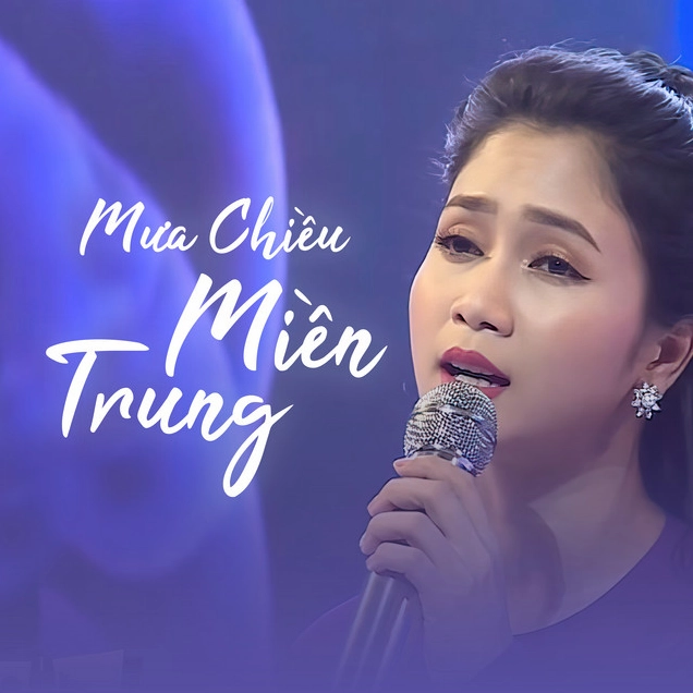 Khung cảnh cơn mưa chiều gợi lên cảm giác buồn man mác.