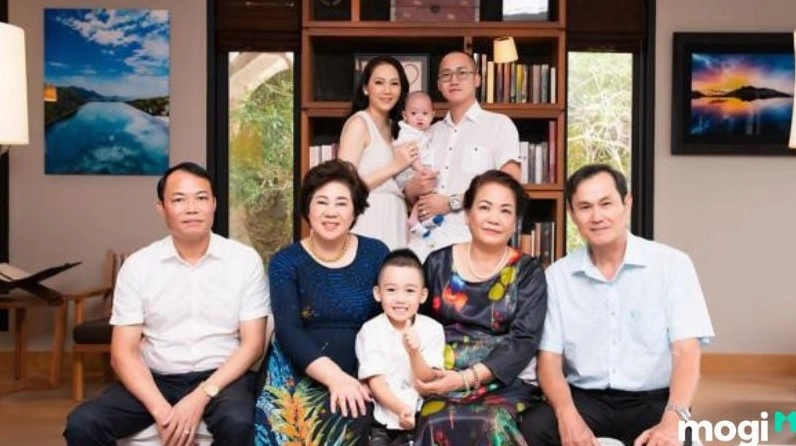 Thế hệ trẻ học hỏi về truyền thống gia đình